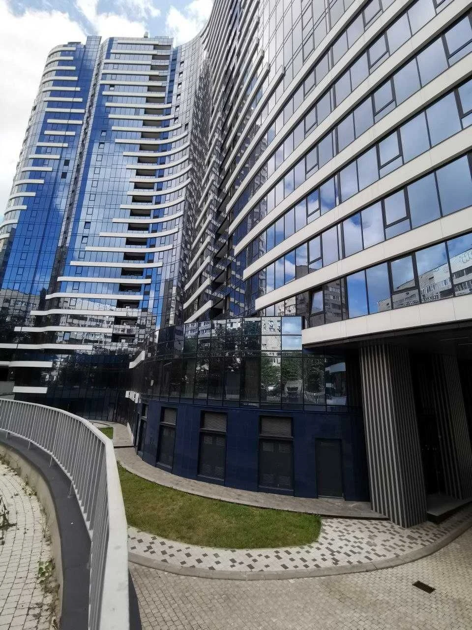 Продам 3к. кв. 124 м2, 7 поверх ЖК Aria, бул. Миколи Міхновс