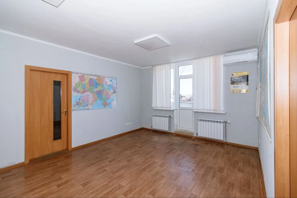 Без комисии! Продам 3к 89м2 на Гмыри, 4. Позняки. Генератор