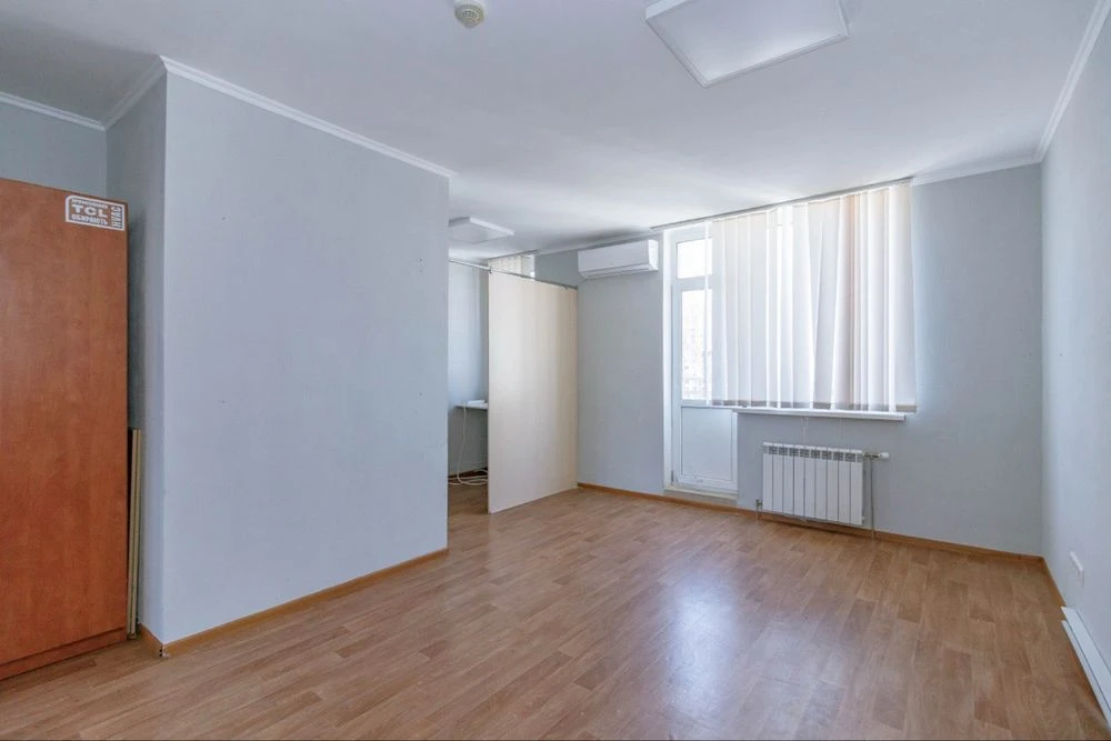 Без комисии! Продам 3к 89м2 на Гмыри, 4. Позняки. Генератор