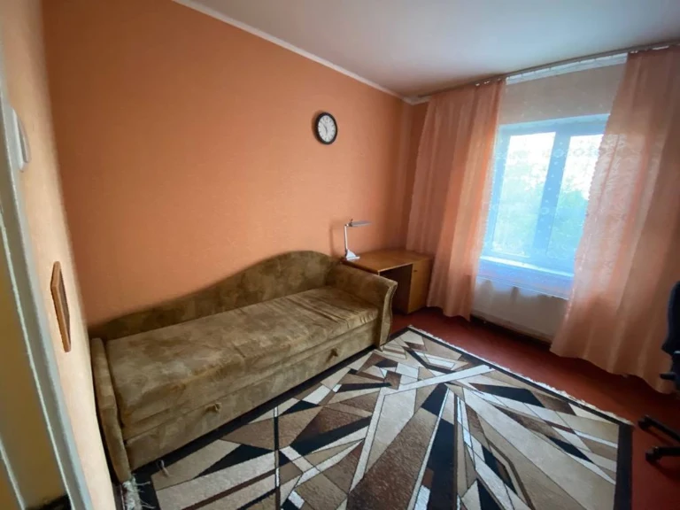 Продаж 3 кімнатної квартири метро Харьківська