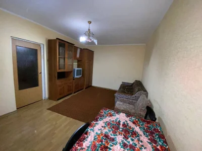 Продаж 3 кімнатної квартири метро Харьківська