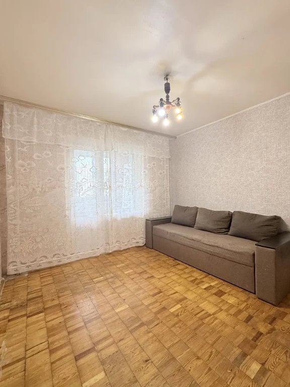 БЕЗ КОМІСІЇ Продаж 2-кімнатноі квартири. Деснянський р-н.