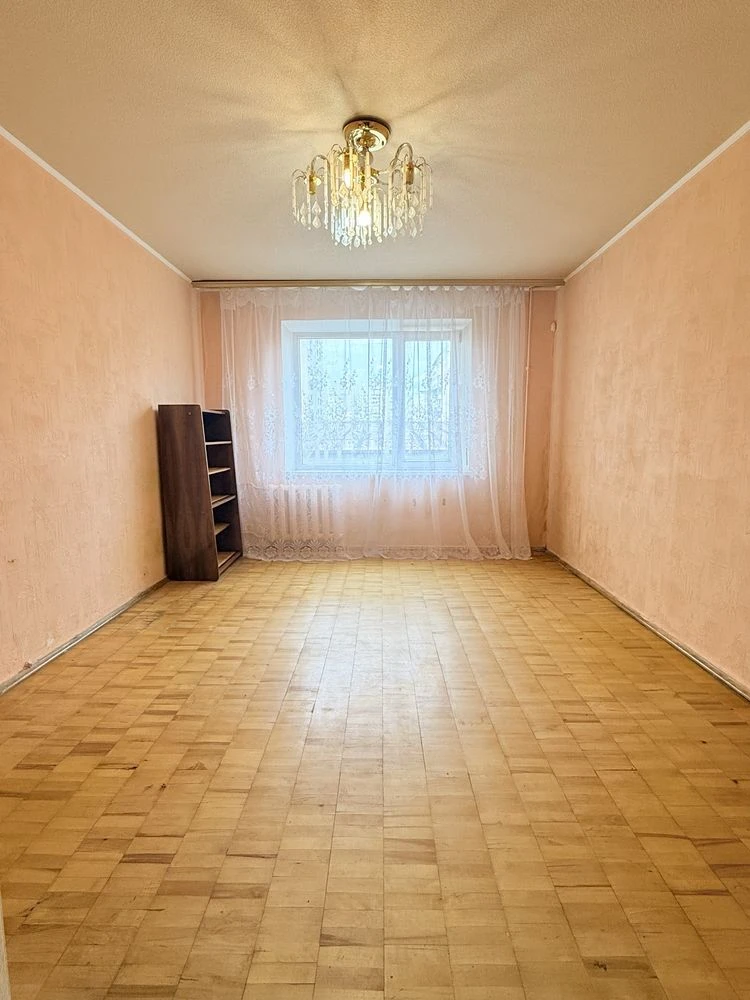 БЕЗ КОМІСІЇ Продаж 2-кімнатноі квартири. Деснянський р-н.