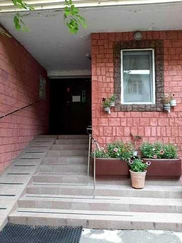 БЕЗ КОМІСІЇ Продаж 2-кімнатноі квартири. Деснянський р-н.