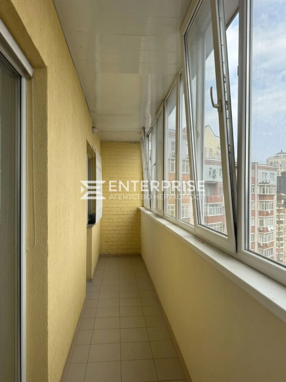 Без комісії Продаж 2-кімнатна вул. Чорновола,25 Ремонт Меблі