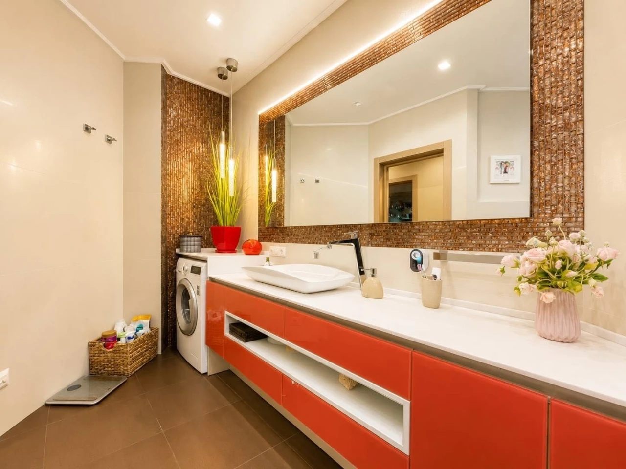 БЕЗ КОМІСІЇ! ПРОДАЄТЬСЯ 3-х кімн. кв. 117,66 м2, вул. Переми