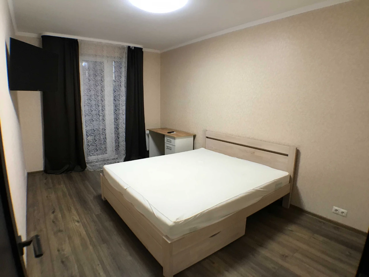 47м2 з ремонтом у ЖК Деміївка, вул. Деміївська 16, 9 поверх,