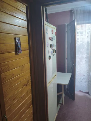 Продам однокімнатну квартиру вул.Симиренко б.26а