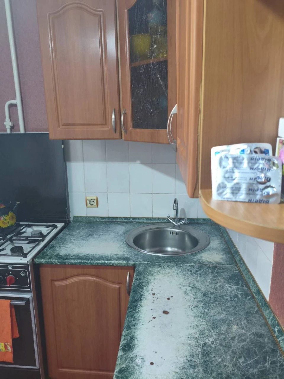 Продам однокімнатну квартиру вул.Симиренко б.26а