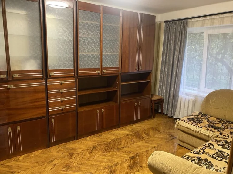Продається 1-кімн.кв-ра Мрії 18 Б, Нивки