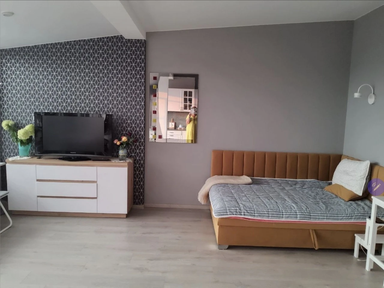 Радистів 34Е, 42 м.кв. з видом на Київ, останній поверх. з н