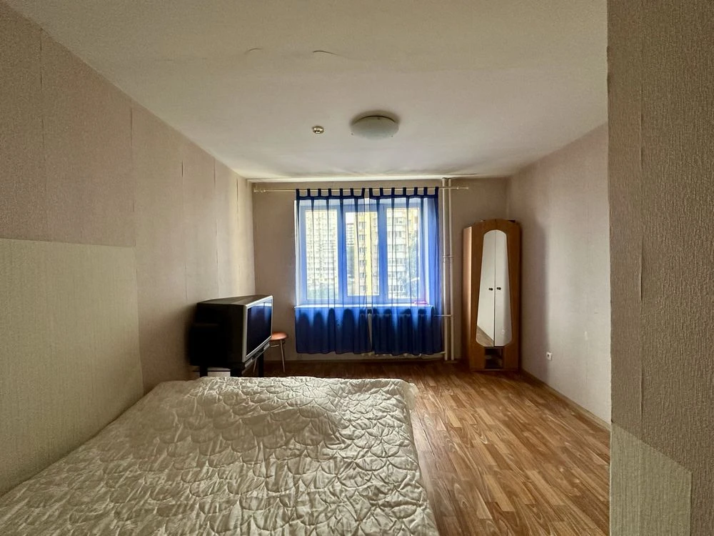 3к квартира 95м2 4 этаж Троещина Бальзака 4а