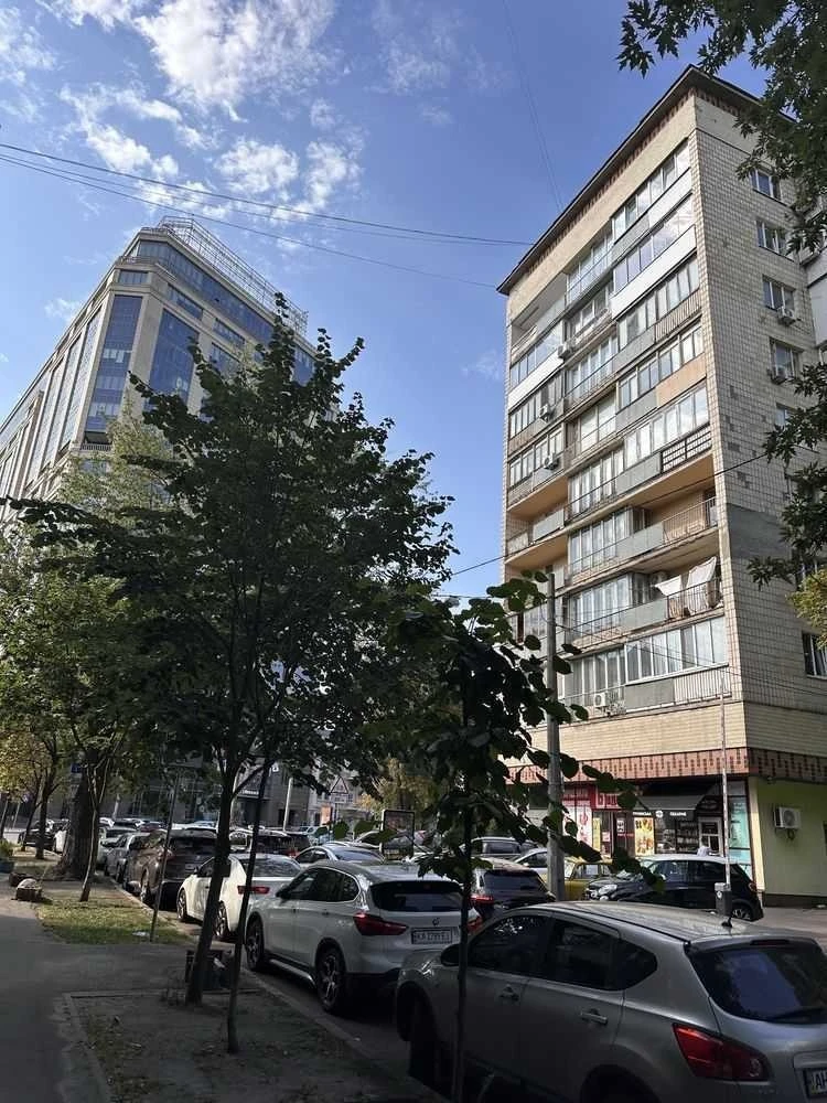 Продаж 3-кімнатної квартири 94 м², Михайла Донця вул., Омеля