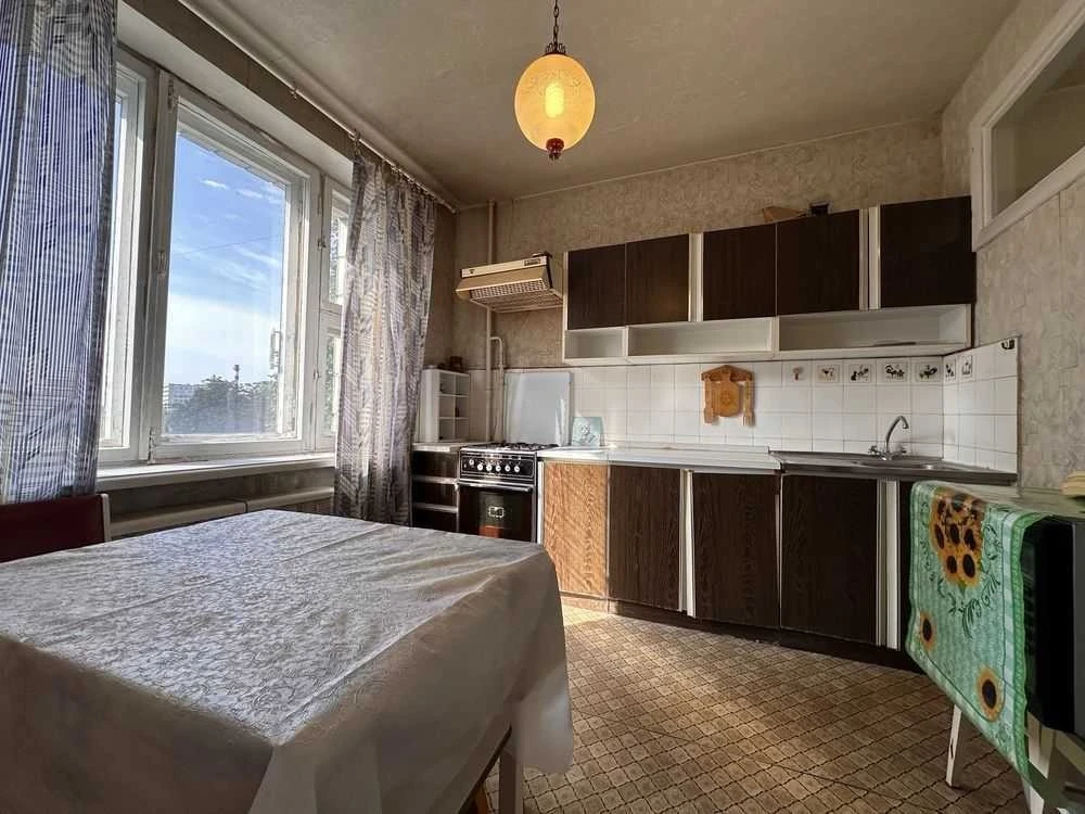 Продаж 3-кімнатної квартири 94 м², Михайла Донця вул., Омеля