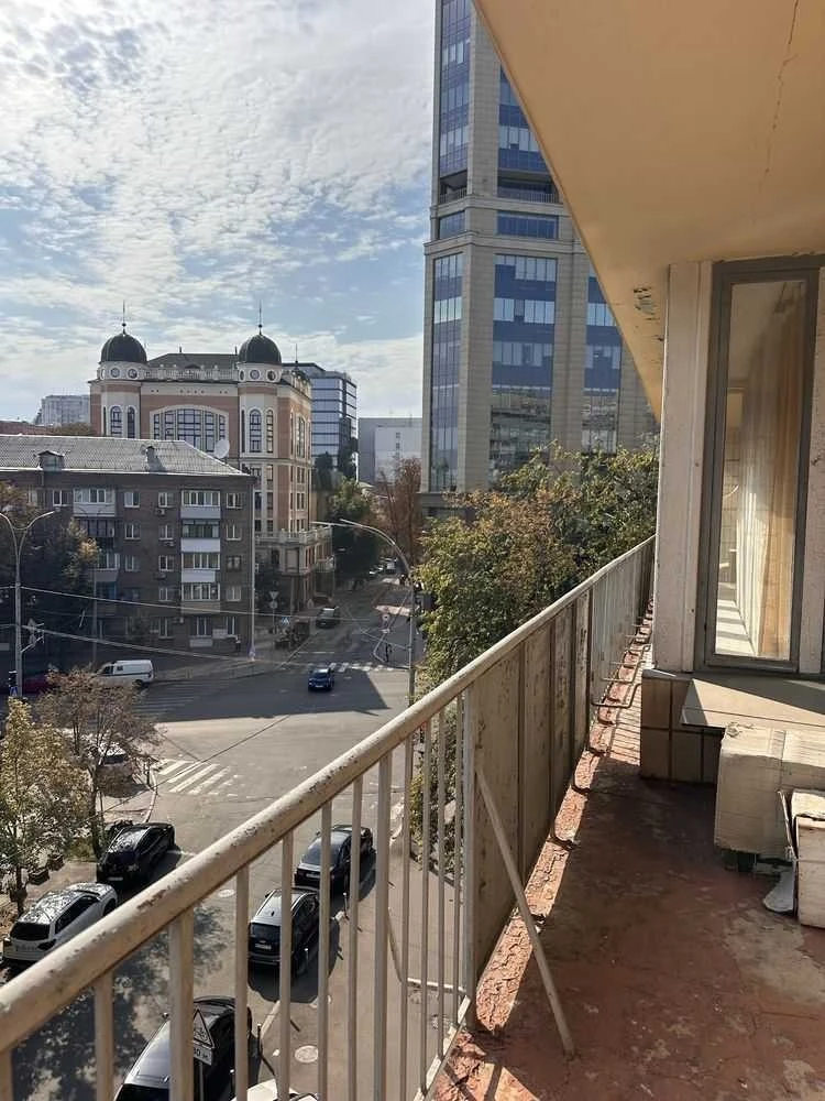 Продаж 3-кімнатної квартири 94 м², Михайла Донця вул., Омеля