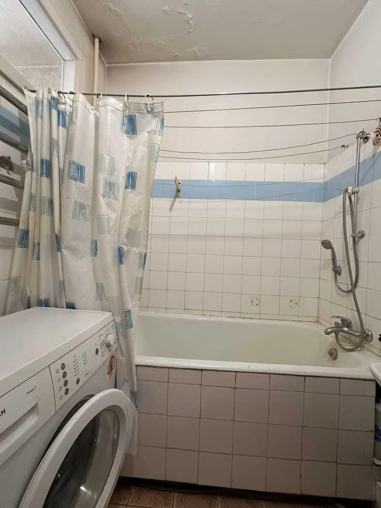 Продаж 3-кімнатної квартири 94 м², Михайла Донця вул., Омеля