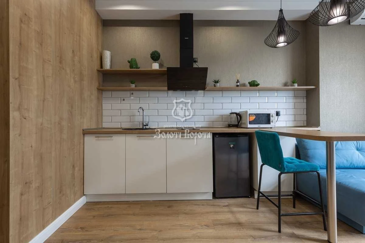 Продаж 1-кімнатної квартири 36 м², Євгена Коновальця вул., 3