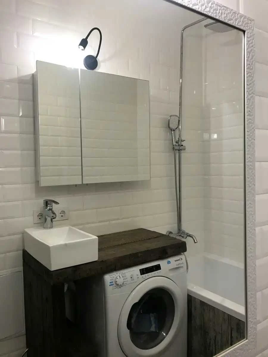Ексклюзивний Поділ! 1к квартира 33 м² | 100 м метро | Парком