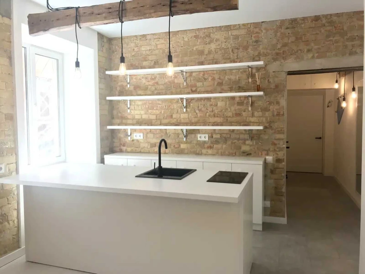 Ексклюзивний Поділ! 1к квартира 33 м² | 100 м метро | Парком