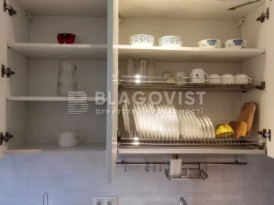 Продаж 2-кім видової кв-ри з терасою з видом на Подол, вул.С