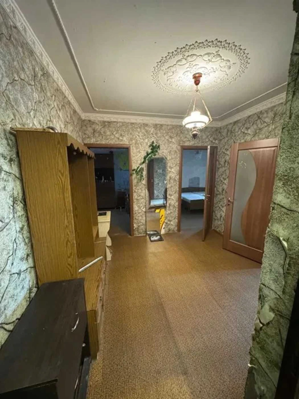 Продаж 3-к квартири 71,6 м² — 8 хв пішки до ст. м. Теремки в
