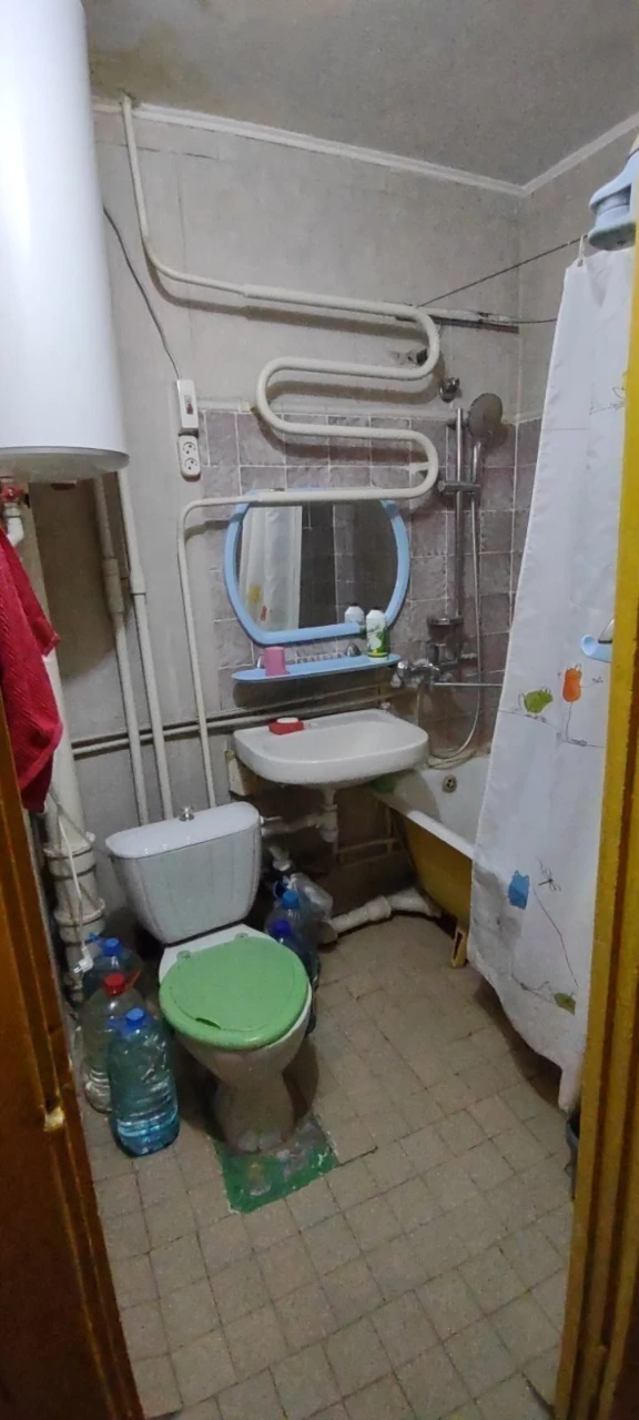 3-room apartment for sale 57 m², Akademika Tupoleva St.,