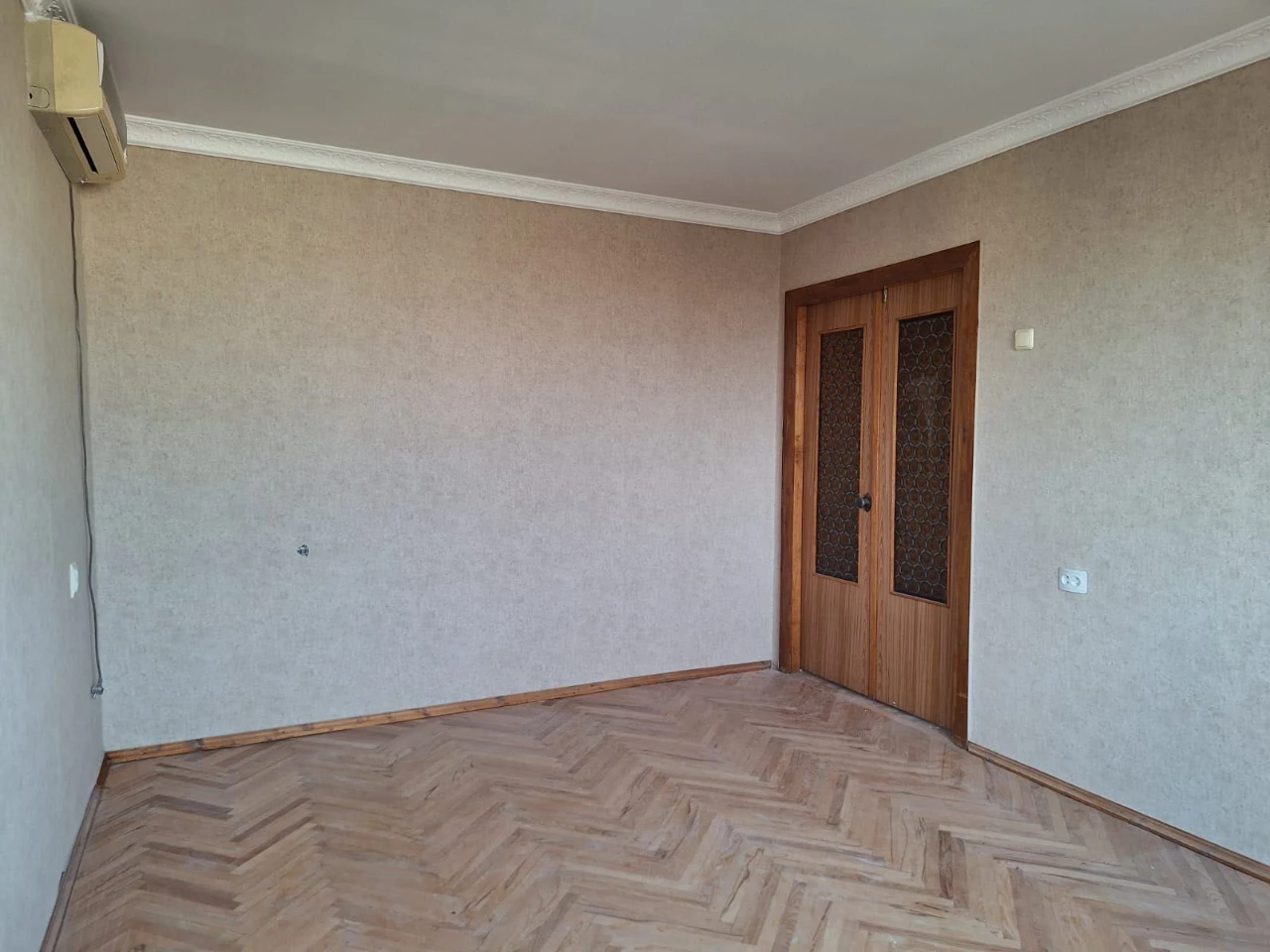 2- кімнатна, Карела Чапека, 11-А