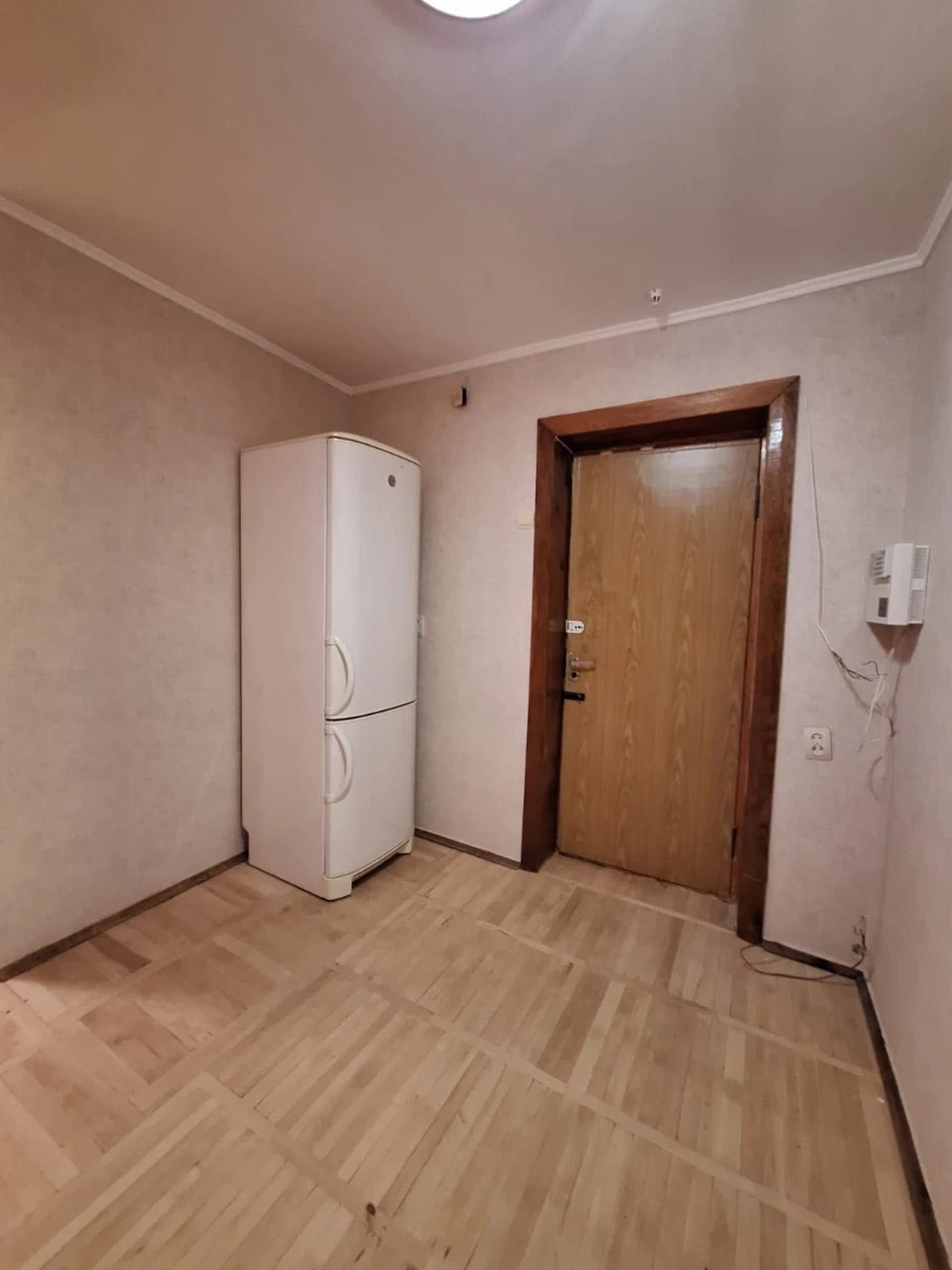 2- кімнатна, Карела Чапека, 11-А