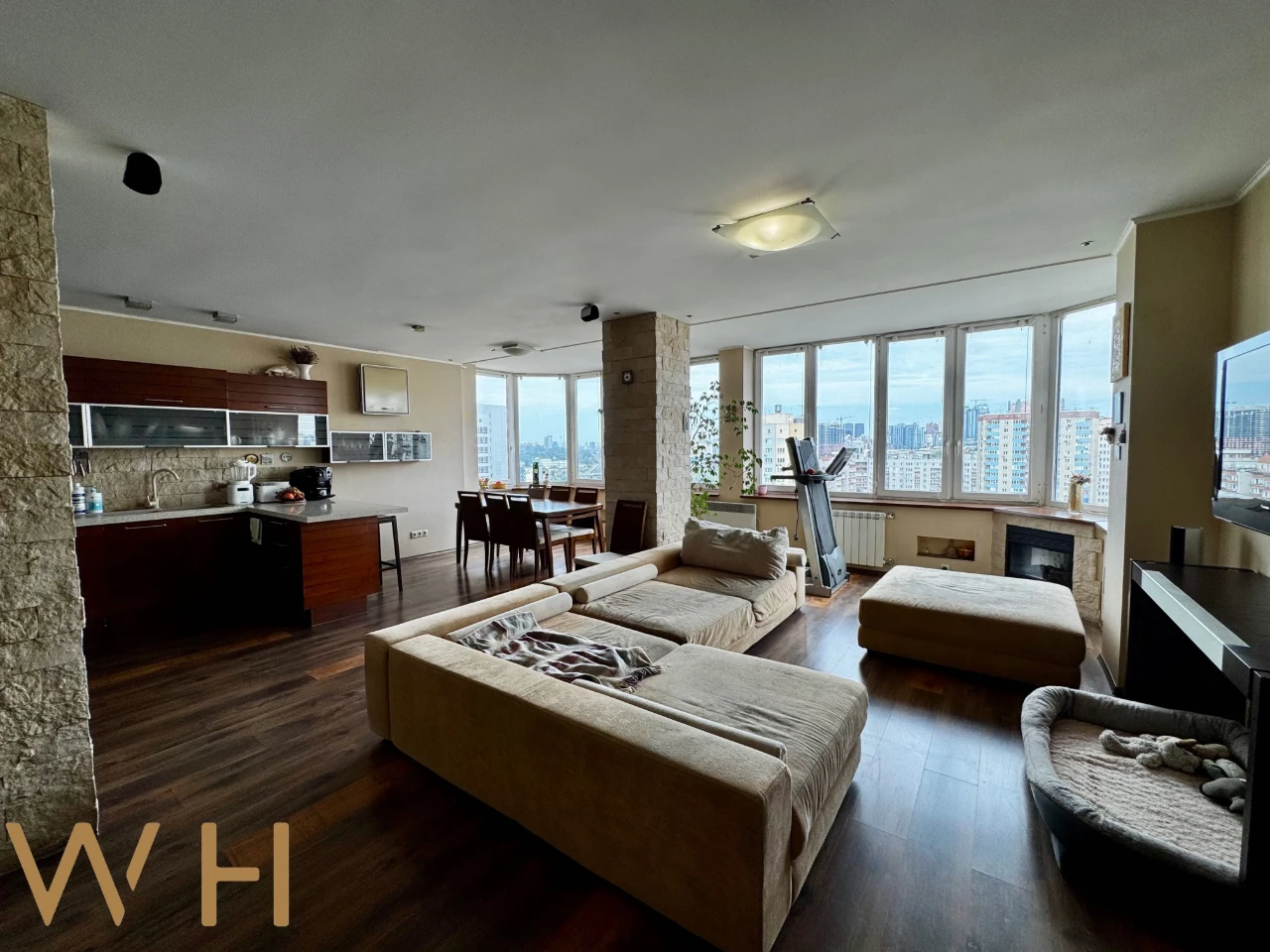 Продаж 4кім. 129m² вул. Велика Китаївська 10А. Голосіївський