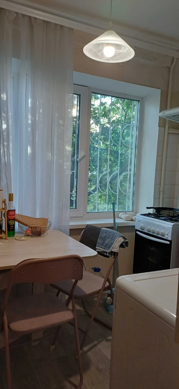 Продаж однокімнатної квартири 28м2 в гарному стані.