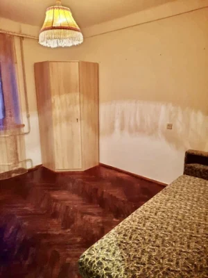 Без%Продаж 3к. кв, Бульвар Ак. Вернадського81, метро Академм