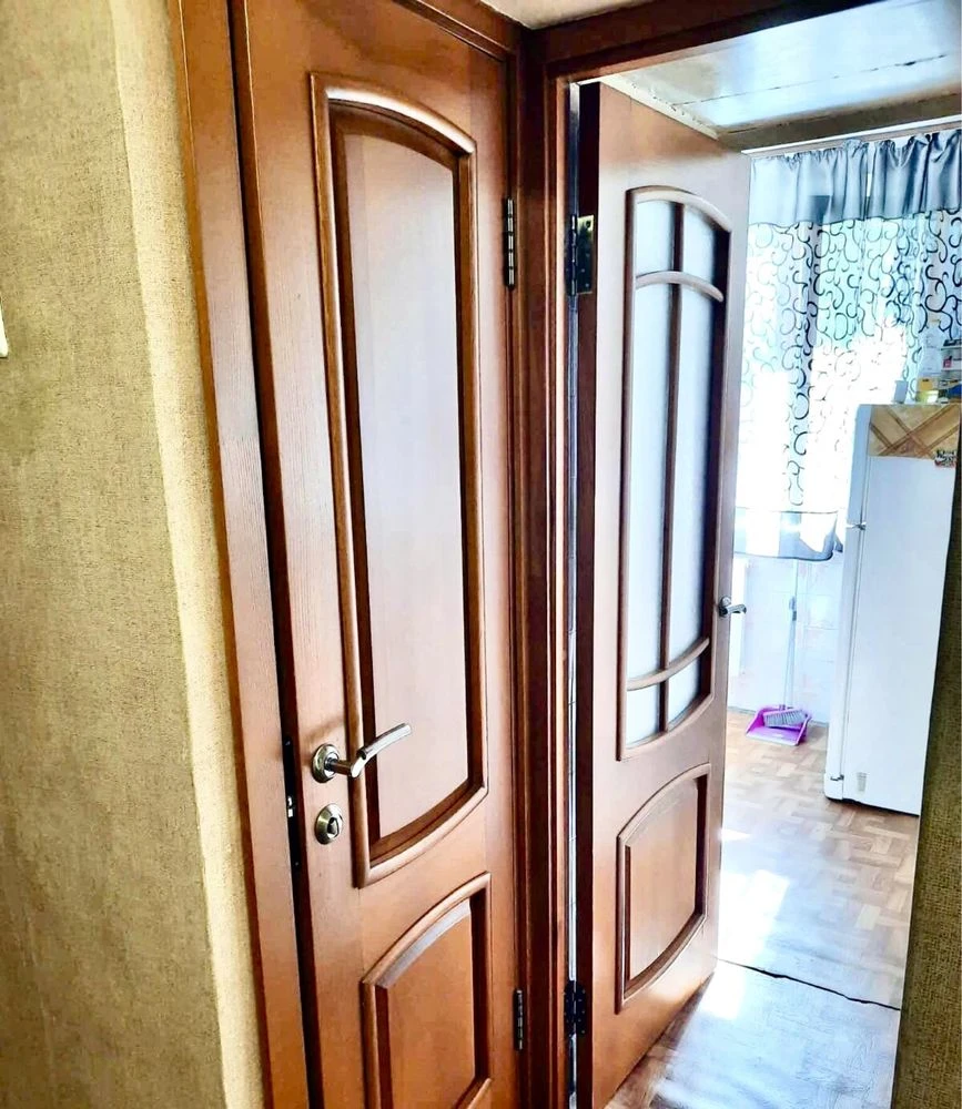 Без%Продаж 3к. кв, Бульвар Ак. Вернадського81, метро Академм