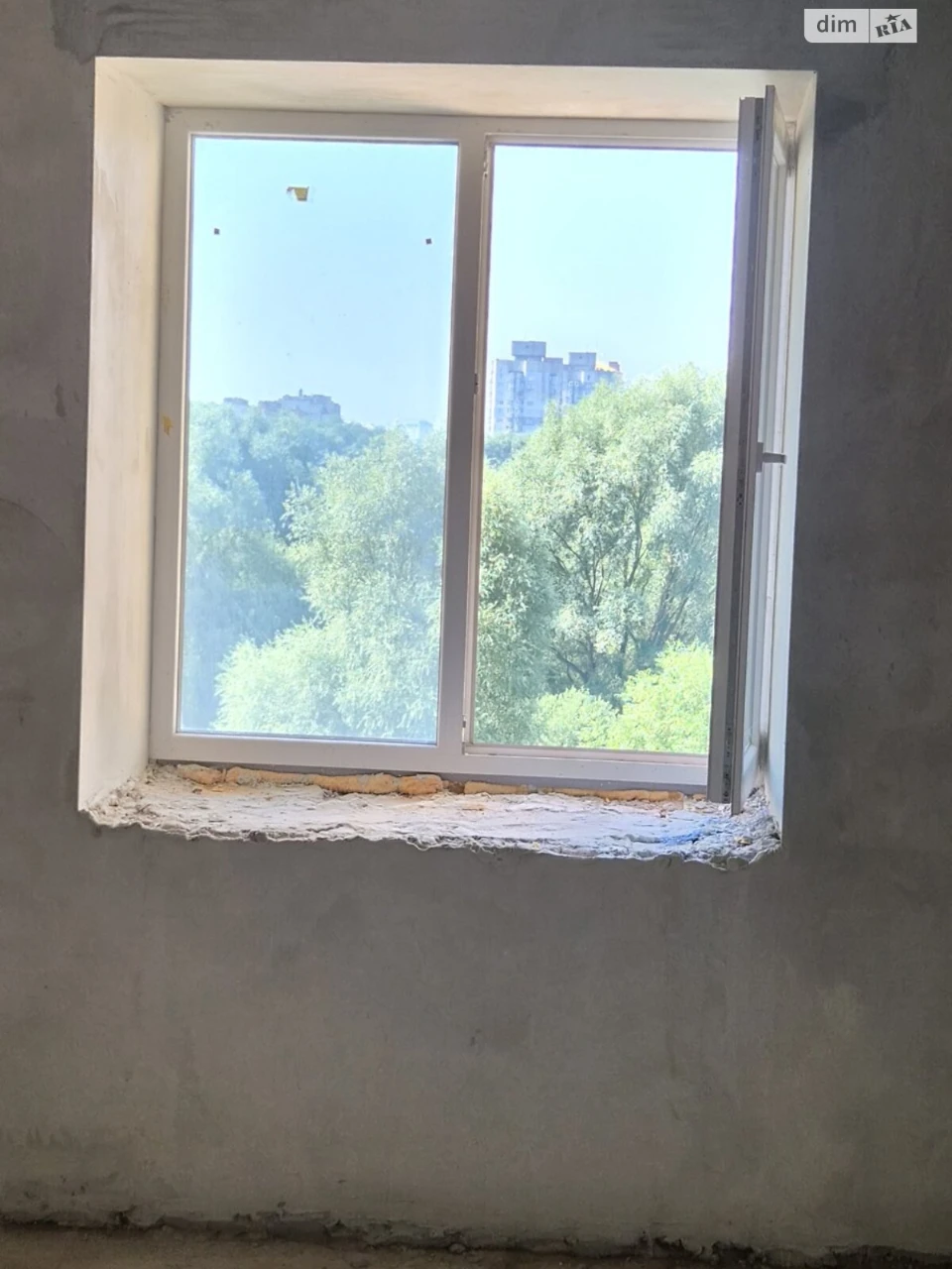 Продаж Квартира Виставка