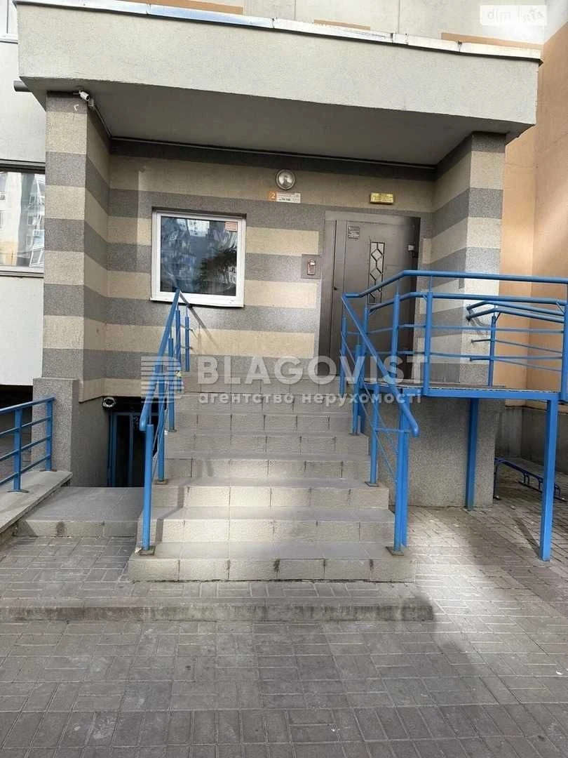 Продаж 2к квартири Данченка Сергія 28 ЖК Новомостицько-Замко