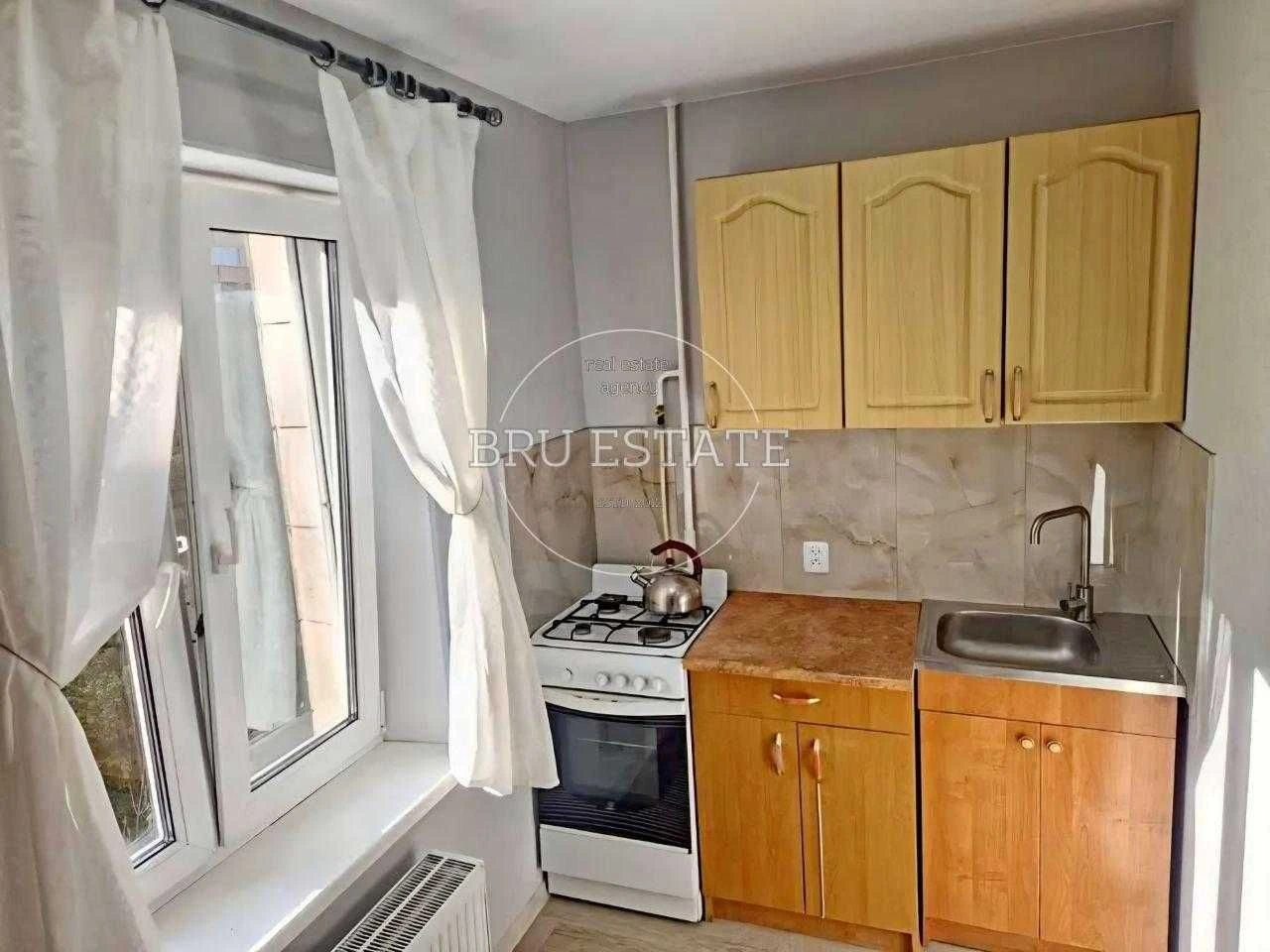 Продаж 1-к квартири вул Симиренка 24 А Святошинський р-н Бор