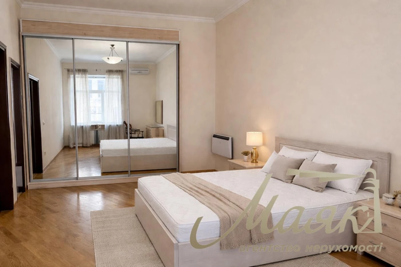 Продаж 3-кімнатної квартири 98 м², вул. Ярославів Вал, 19, Ш