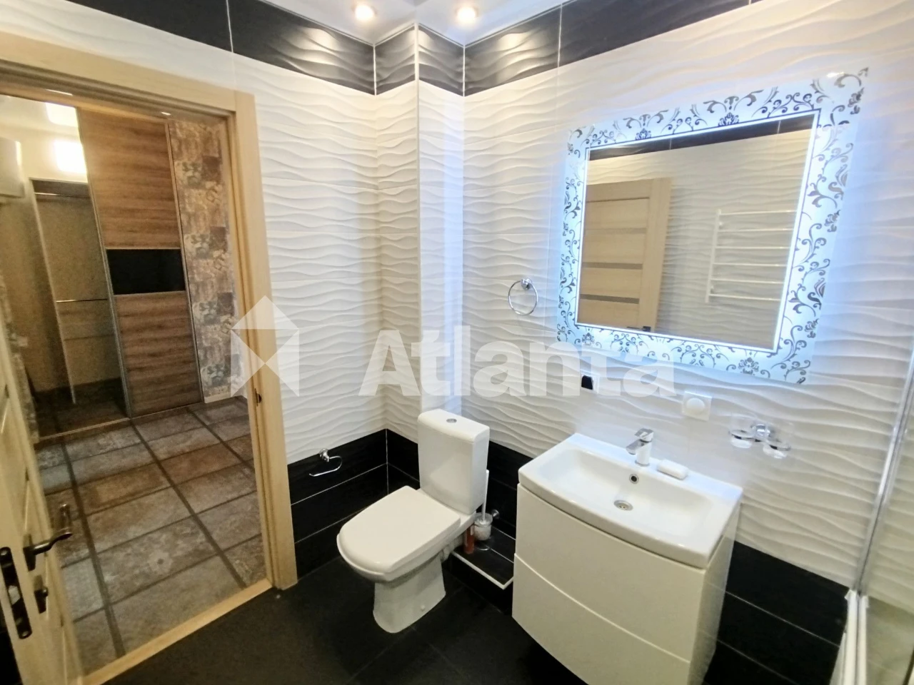 1 кімн.кв.53м2.;поверх 19/25. Метро"Теремки". Держ.програми.