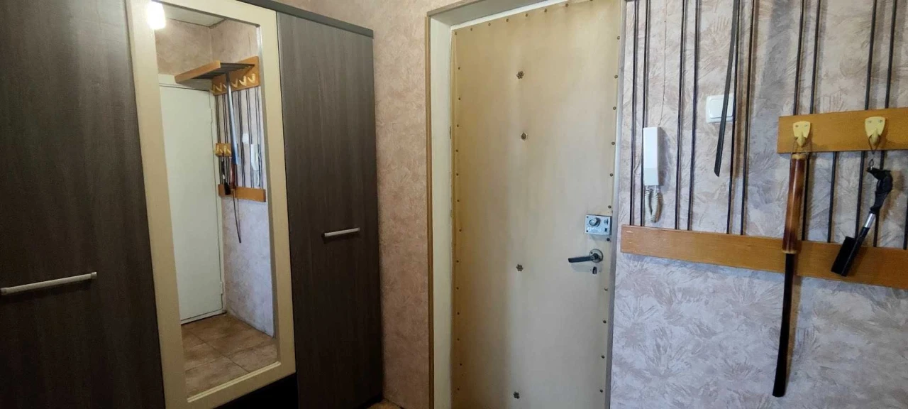 Метро Теремки. вул. Заболотного,136а. Велика квартира з ремо