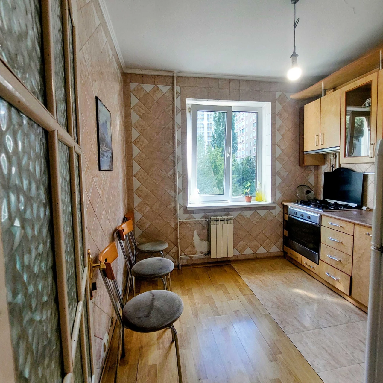 2к квартира з ремонтом  52.3 кв.м, Ніжинська 7, 65000 у.о.