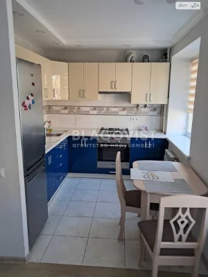 Продаж 3-кім кв-ри вул Івана Неходи 5, Соломенка.