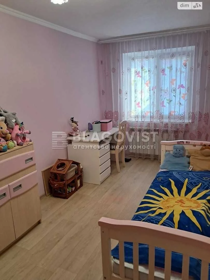 Продаж 3-кім кв-ри вул Івана Неходи 5, Соломенка.