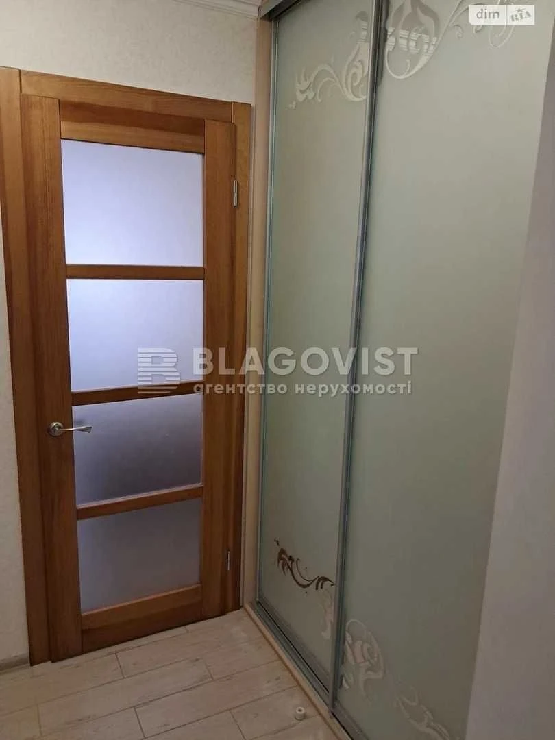 Продаж 3-кім кв-ри вул Івана Неходи 5, Соломенка.