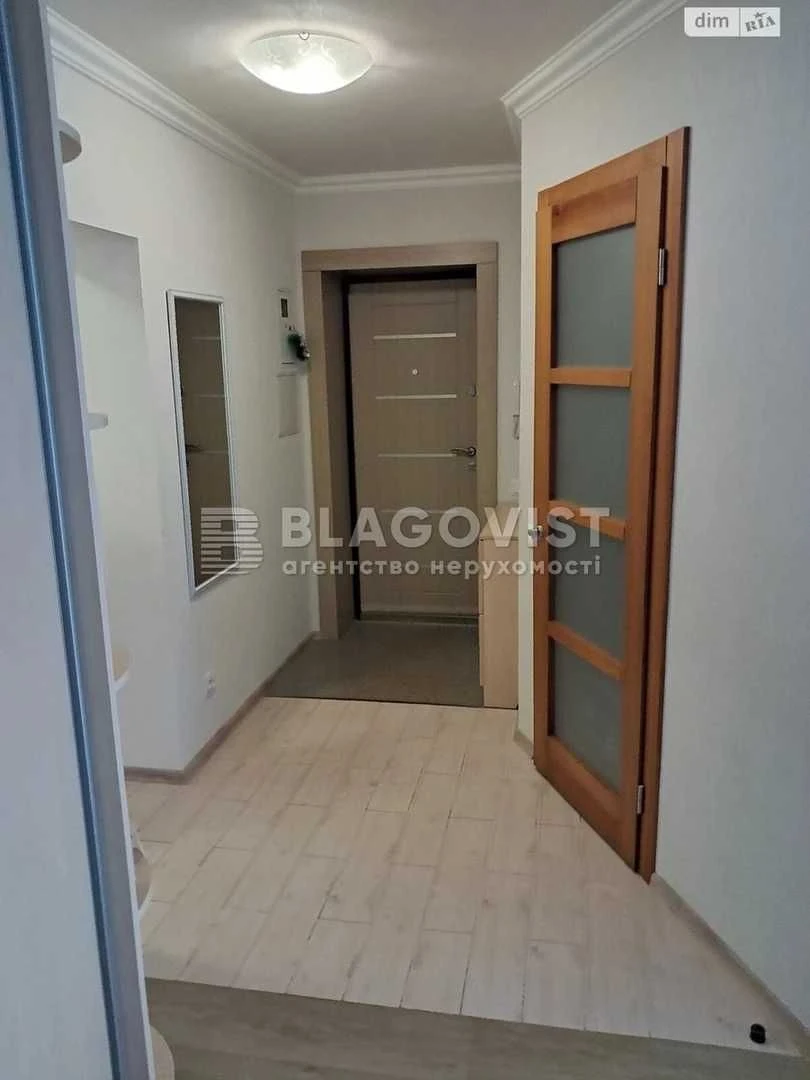 Продаж 3-кім кв-ри вул Івана Неходи 5, Соломенка.