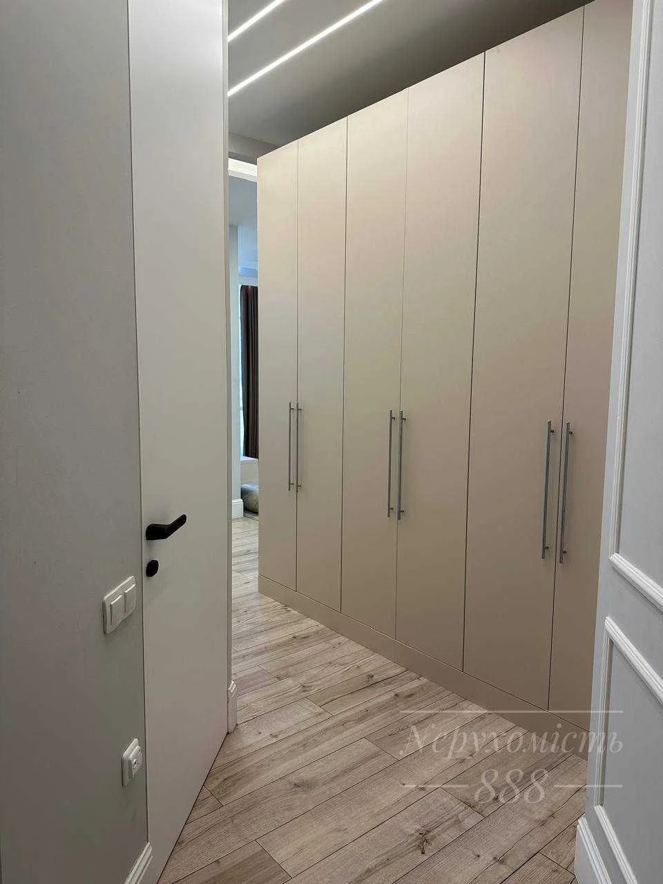 Продаж 2к 56 м² ЖК Зелений Замок | вид на Поділ | інвертор +