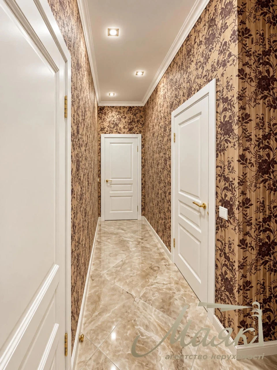 Продаж 4-кімнатної квартири 118,6 м² у ЖК Подол Град, вул. Д