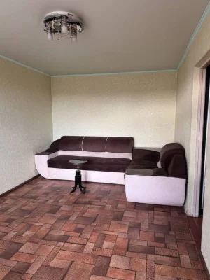 Продам 2к квартиру Лівобережний-3