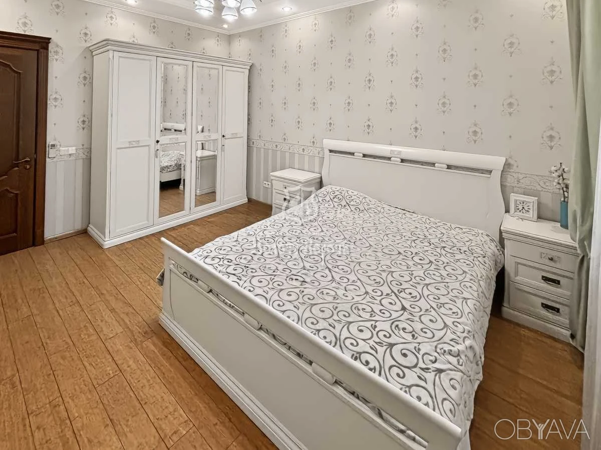 3-комнатная квартира, 136.00 кв.м