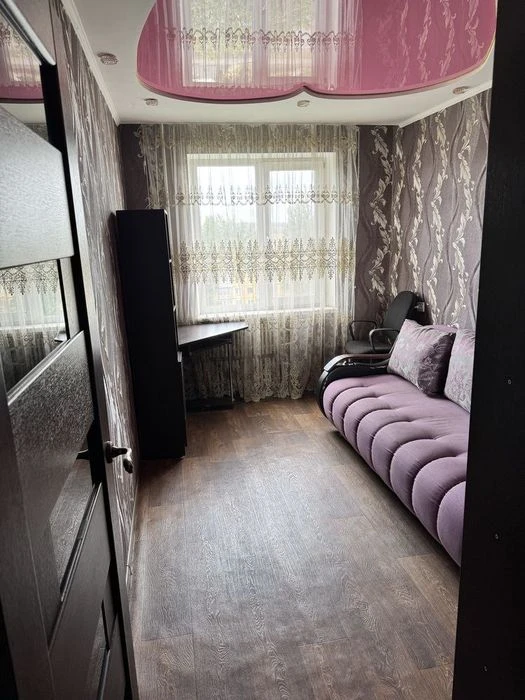 Продам 2к квартиру Лівобережний-3