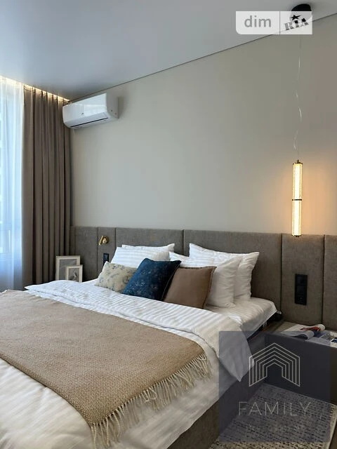 Продаж 2к квартири 84 кв. м на наб. Дніпровська 15Ж • ID 349