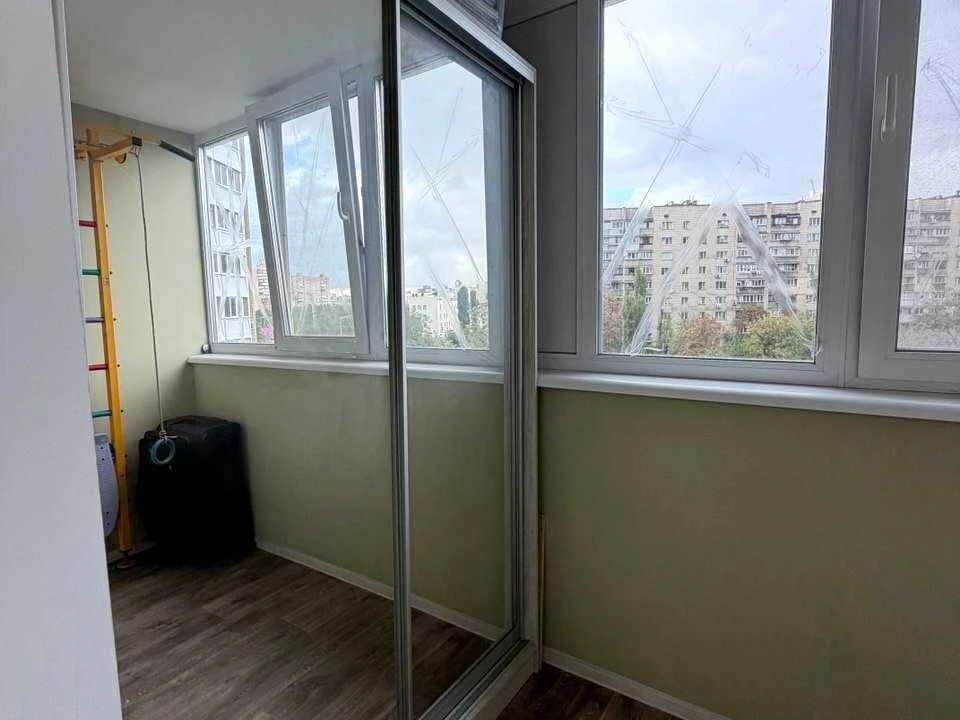 Квартира. Київ, Харківське шосе